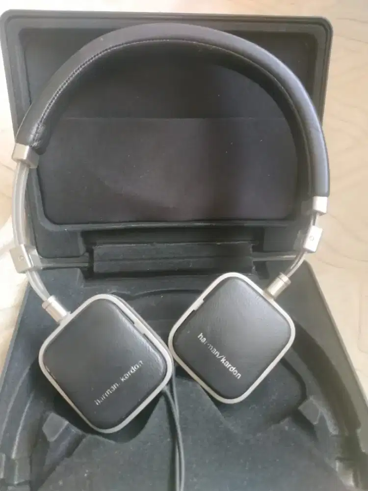 headphone harman kardon soho