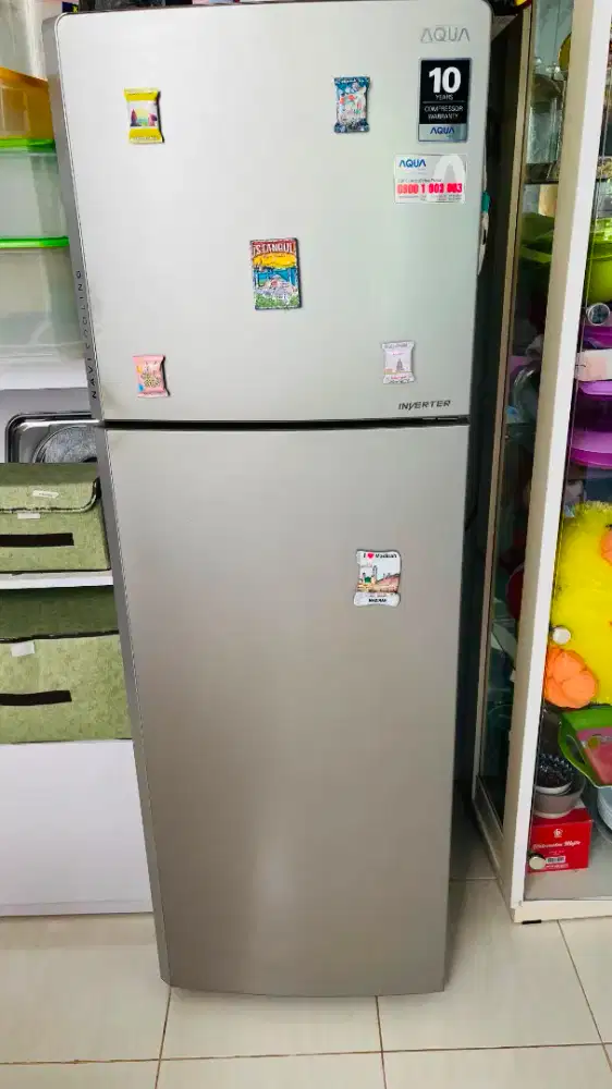 Bagus..Dijual Kulkas 2 pintu merk Aqua (Inverter AQR-355IM (LS)