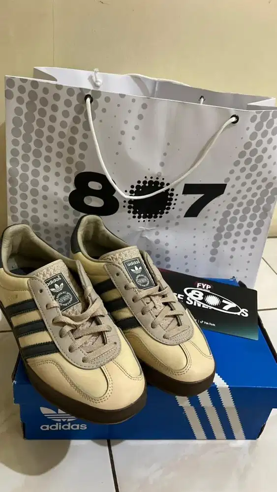 ADIDAS GAZELLE SAND STRATA LEGEND lvy Gum