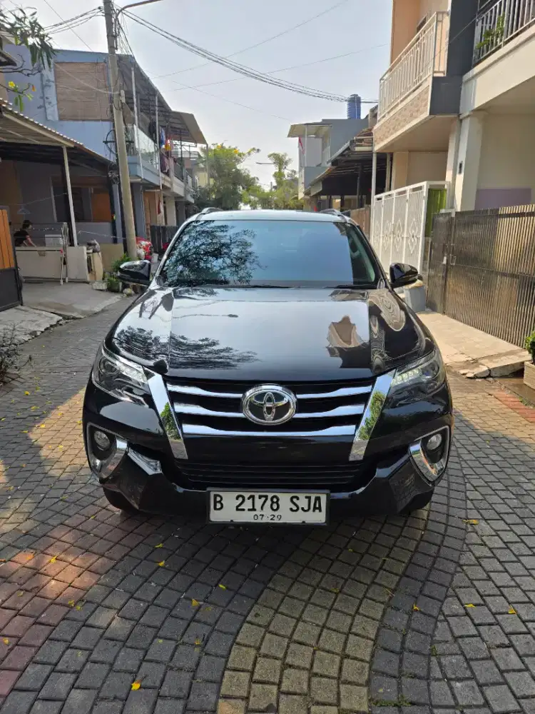 Toyota fortuner vrz at 2019