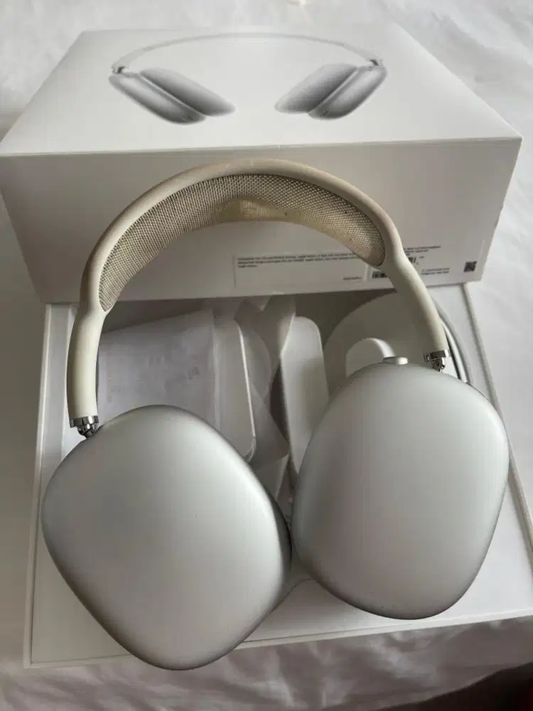 Airpod max silver white headband model A 2096 lightning