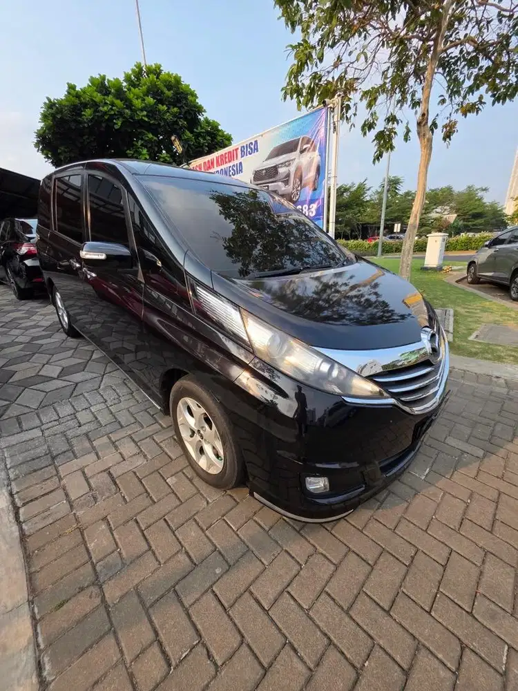 Mazda Biante 2.0 Matic Tahun 2014