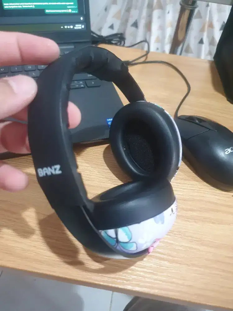 Prelove - Earmuff untuk Bayi Merk Banz