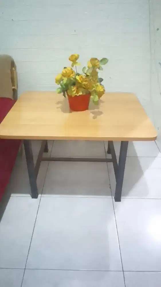 Coffee Table  minimalis ukuran P 73cm L 60cm T 45cm