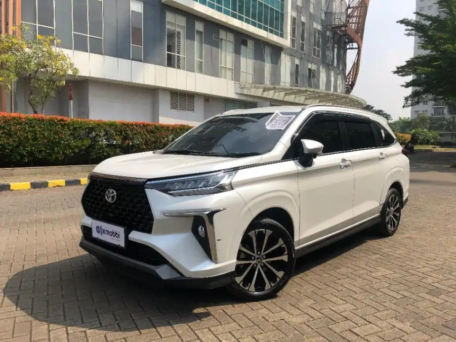 DP 5% Toyota Avanza 1.5 New Veloz Q CVT Bensin-AT 2022 CSMVB
