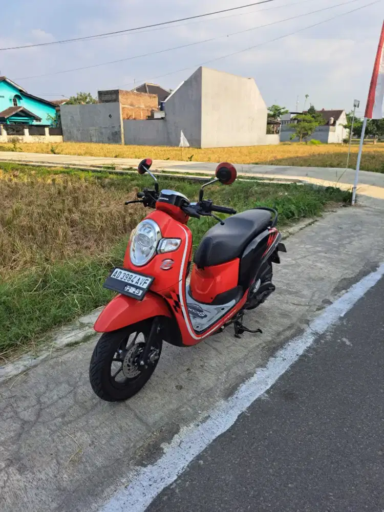 Scoopy fi 2019 murah