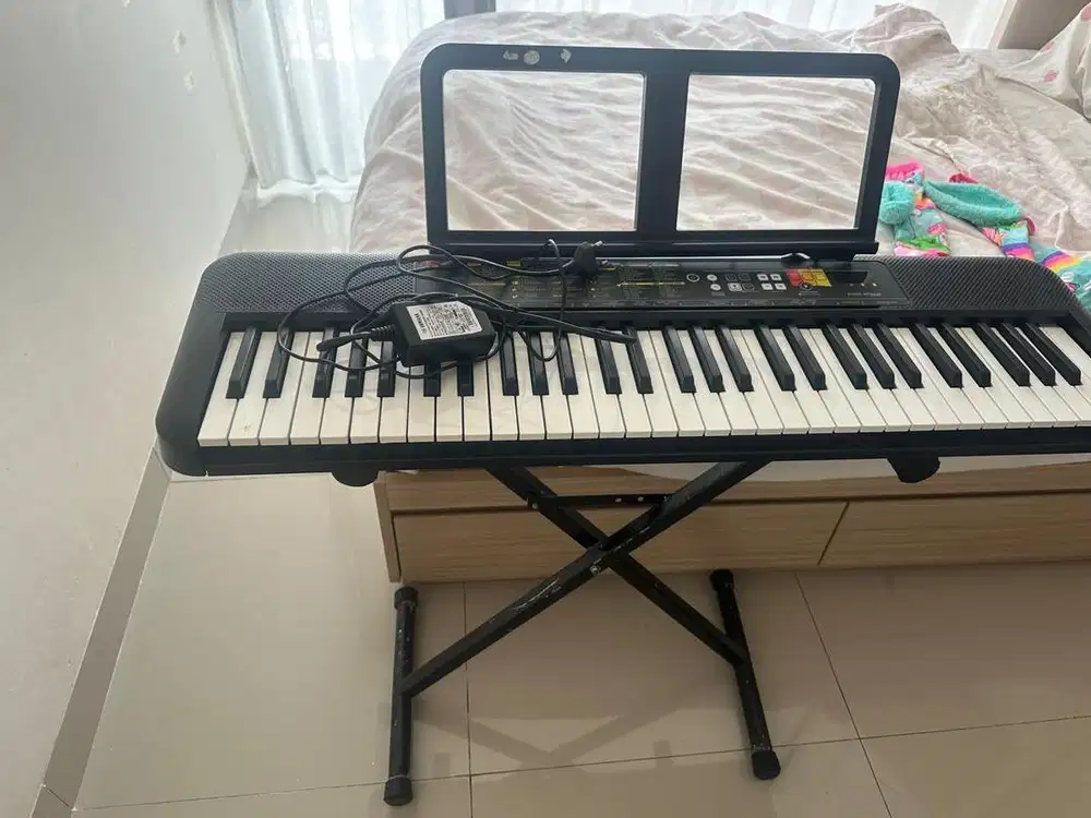 Keyboard Yamaha PSR-F52