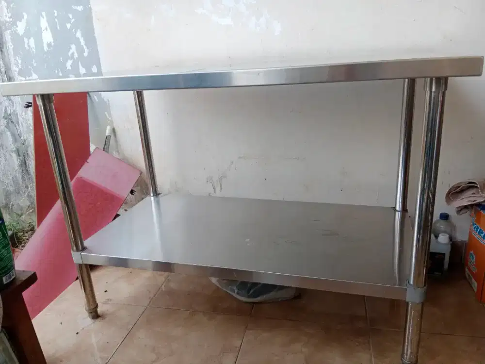 Meja stainless steel Getra