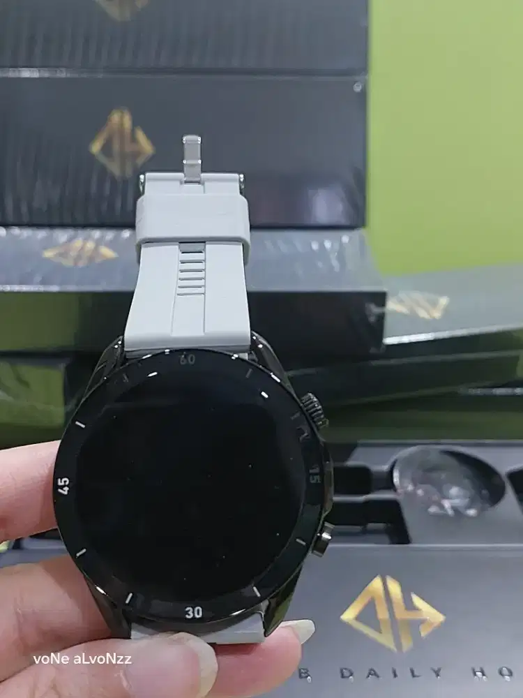 Dijual Smart Watch merk Metta Nebulas new segel