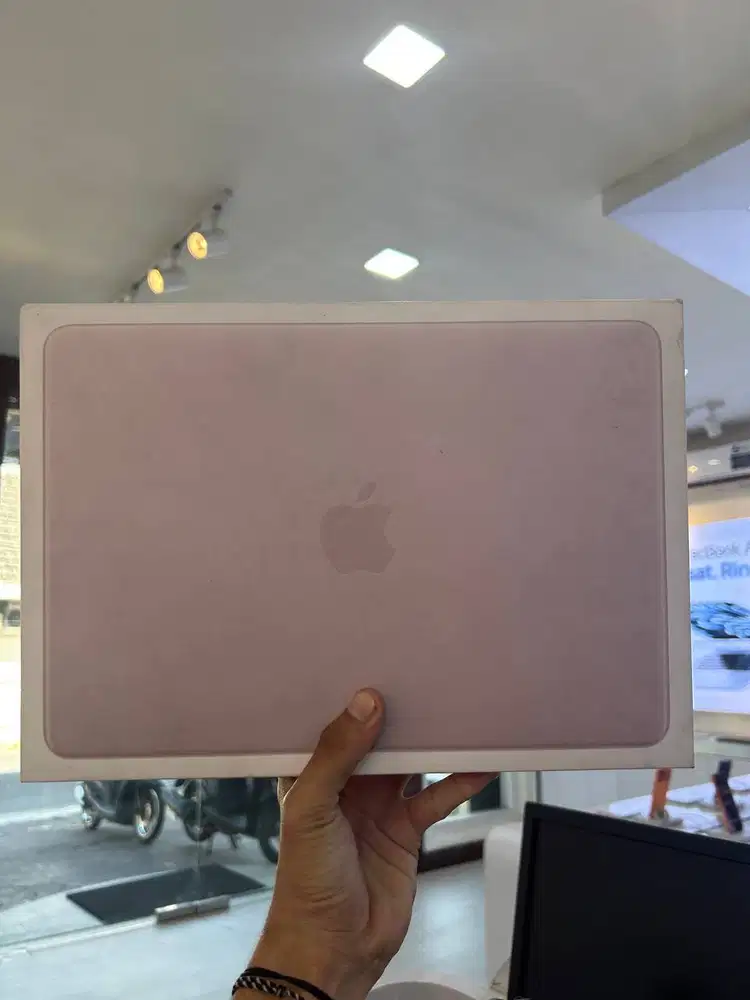 macbook neo 8/256gb garansi resmi