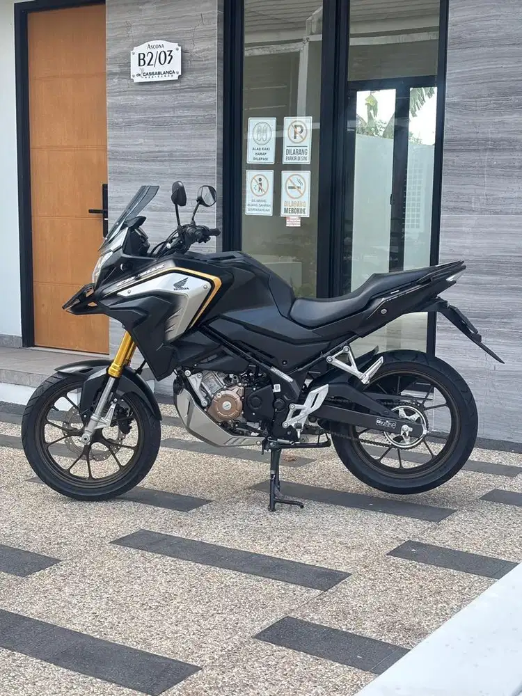 Odo 900 Perak Honda CB 150X thn 2023 N Malang Koko Motor