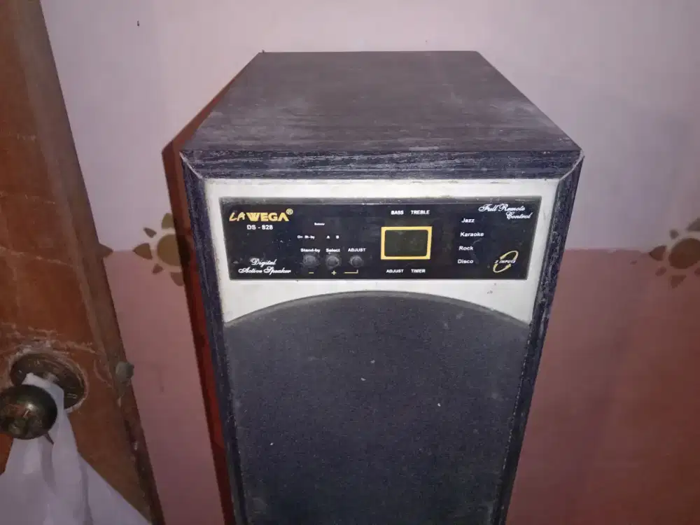 D jual speaker aktif merk lawega masih bagus jarang di pakai