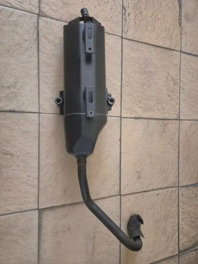 Knalpot standar honda Vario 150 esp