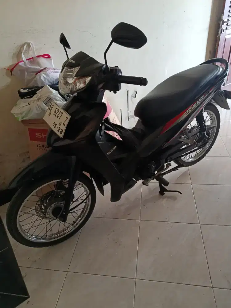 Revo 2013 Jarang di pakai