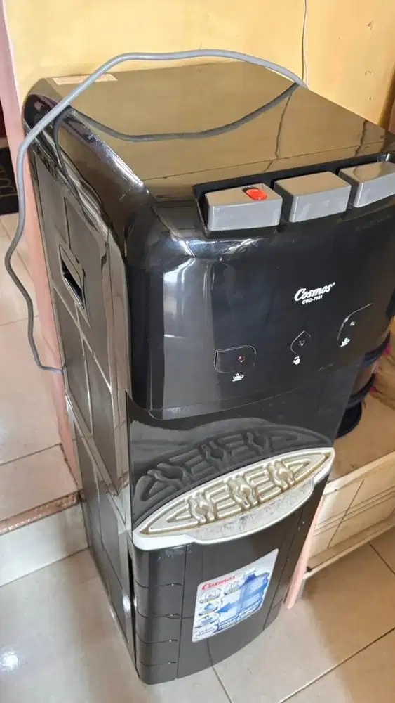 Dispenser cosmos galon bawah bagus hitam