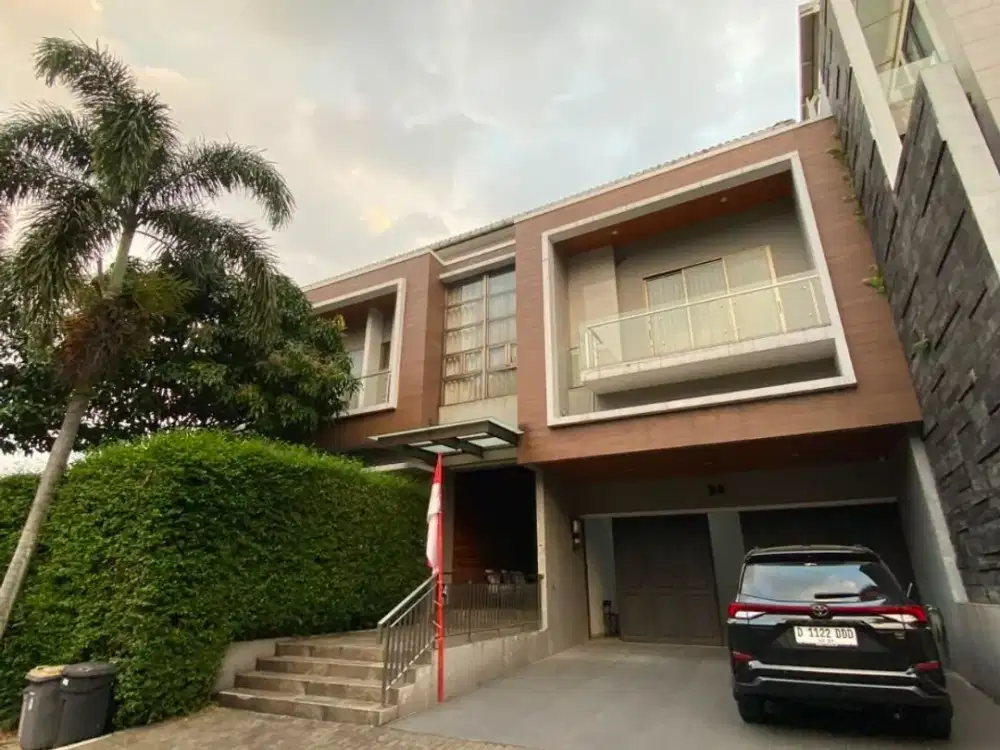 Dijual Rumah Lux di Batununggal Asri Bandung Harga Spesial