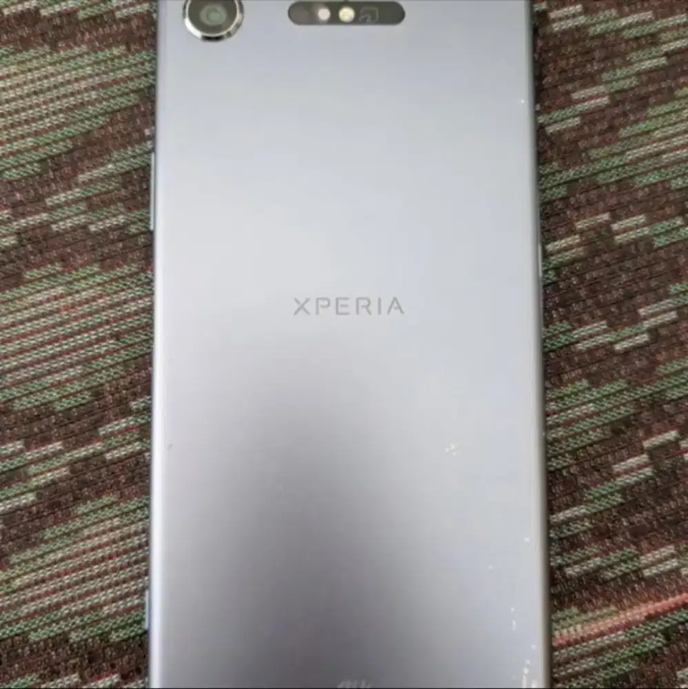 Sony Xperia xz1 AU 4/64 Snapdragon 835 second all operator