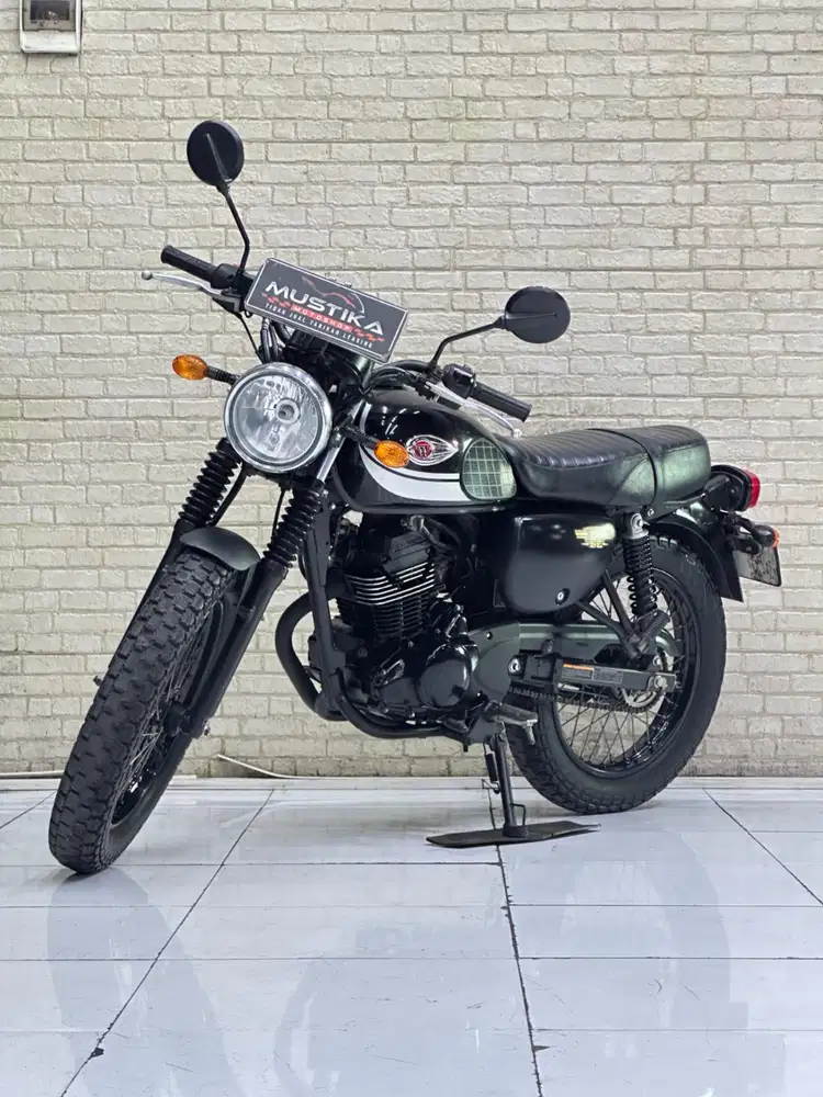 Perfect Condition!!Kawasaki W175 SE 2019 Black Plat S Mulus-Mustika