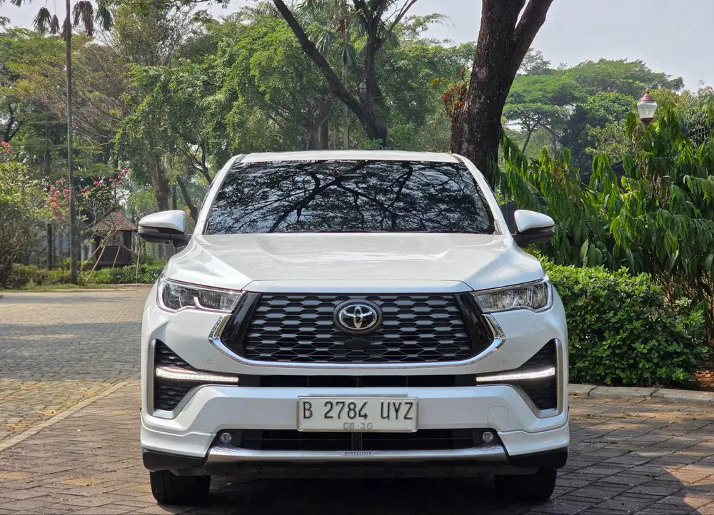 KM.21.RB|RASA BARU| INNOVA ZENIX Q HYBRID TSS MODELLISTA 2025 PUTIH.