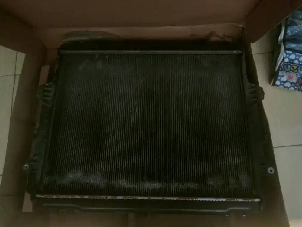 RADIATOR KIJANG INNOVA 2013