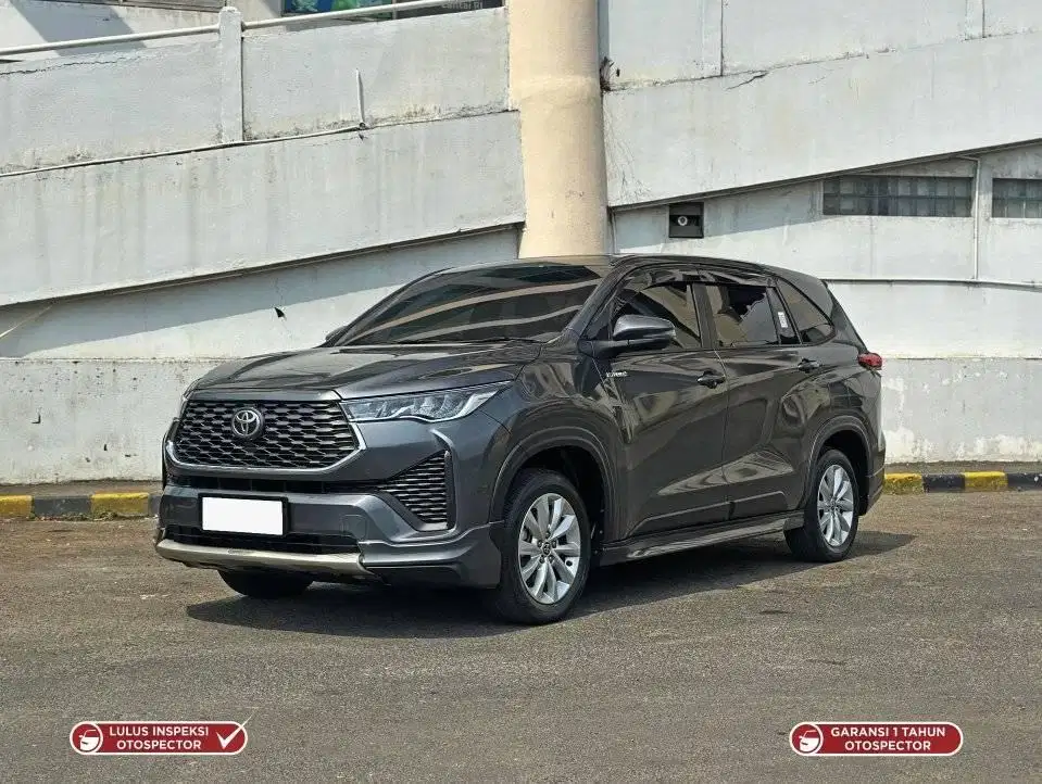 2023 Toyota Innova Zenix V Hybrid Modellista Abu abu Km 30rb Tdp 40jt