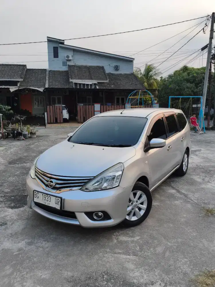 Nissan Grand Livina SV Matic 2017