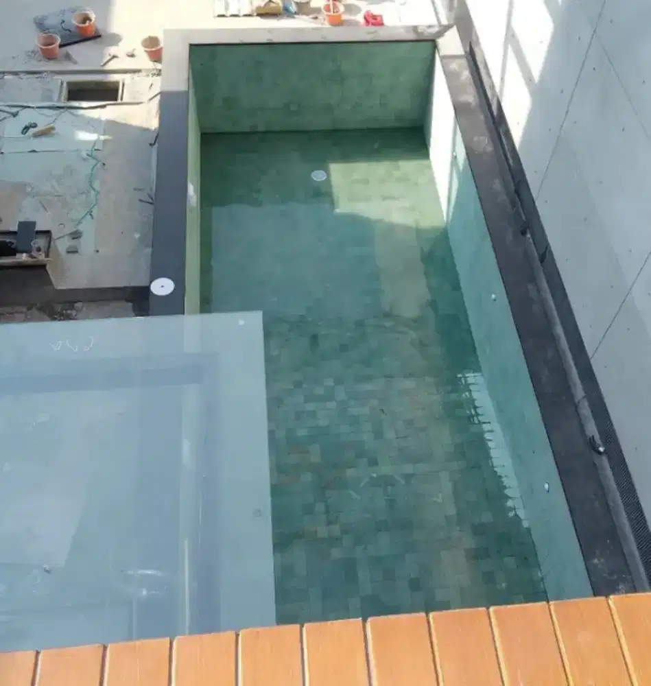 Jasa pembuatan kolam renang dan renovasi kolam renang dan perawatan