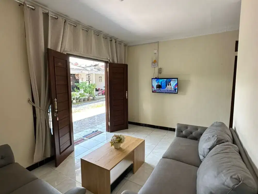 Rumah Semi Furnished 625 Jt Sleman, 4 Kamar Tidur Garasi Muat 2 Mobil
