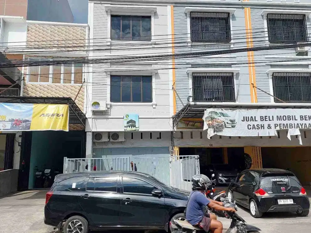 Ruko Rappocini Raya 3 lantai Kondisi bagus Kota Makassar