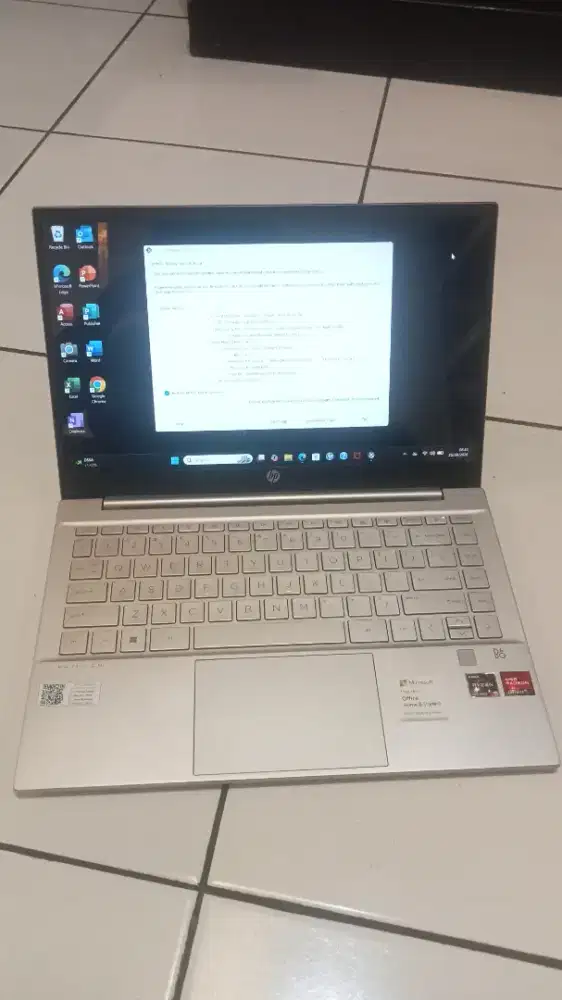 Laptop pavilion