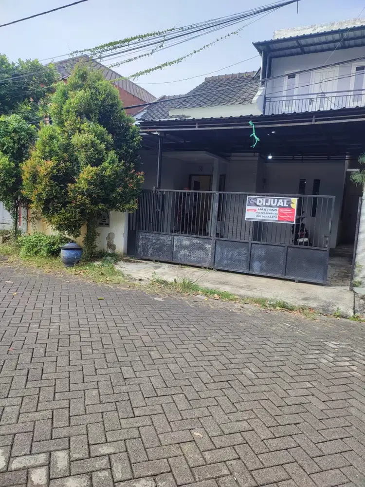 Dijual Rumah Di Perumahan Candrakirana Block B No2 Singosari-Malang
