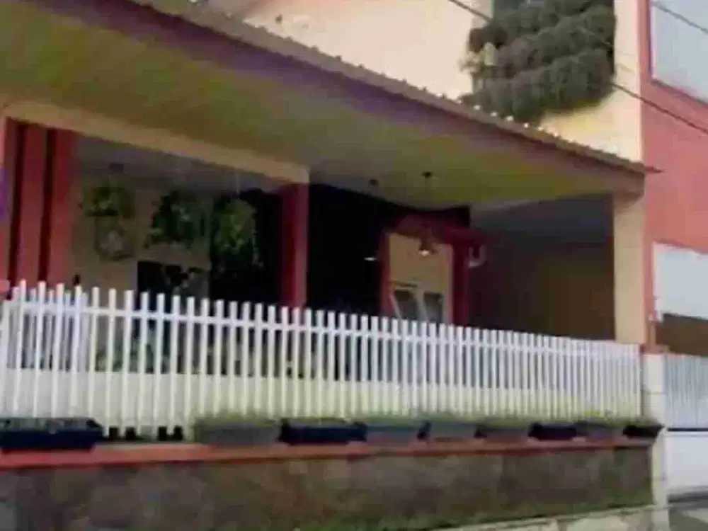 Dijual rumah siap huni pusat kota jember