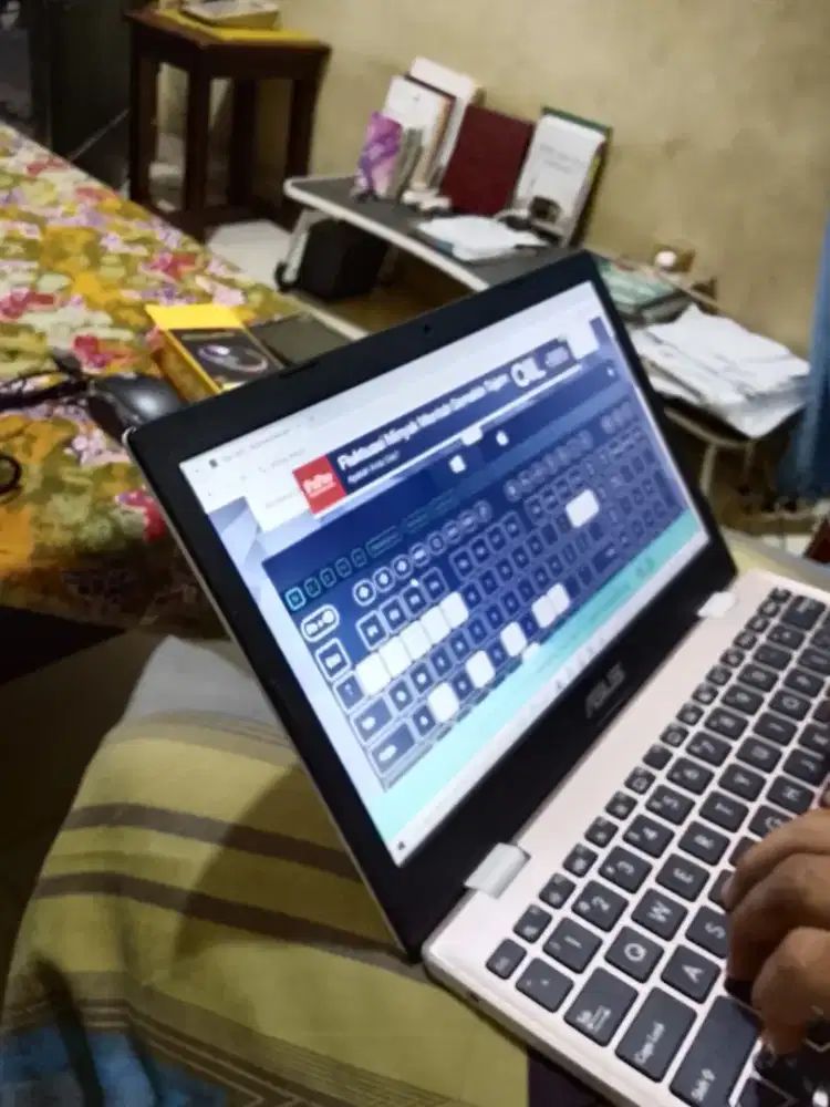 Laptop Lenovo ThinkPad E14 Slim Core Ultra 5  8/512GB