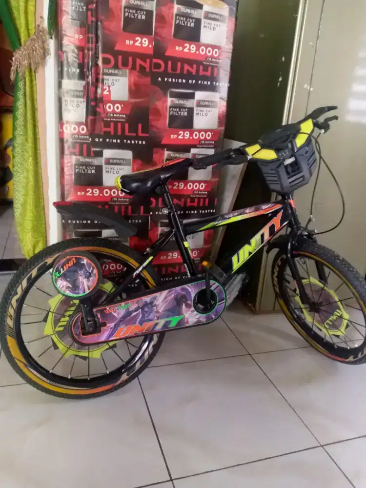 Sepeda anak nomor 16