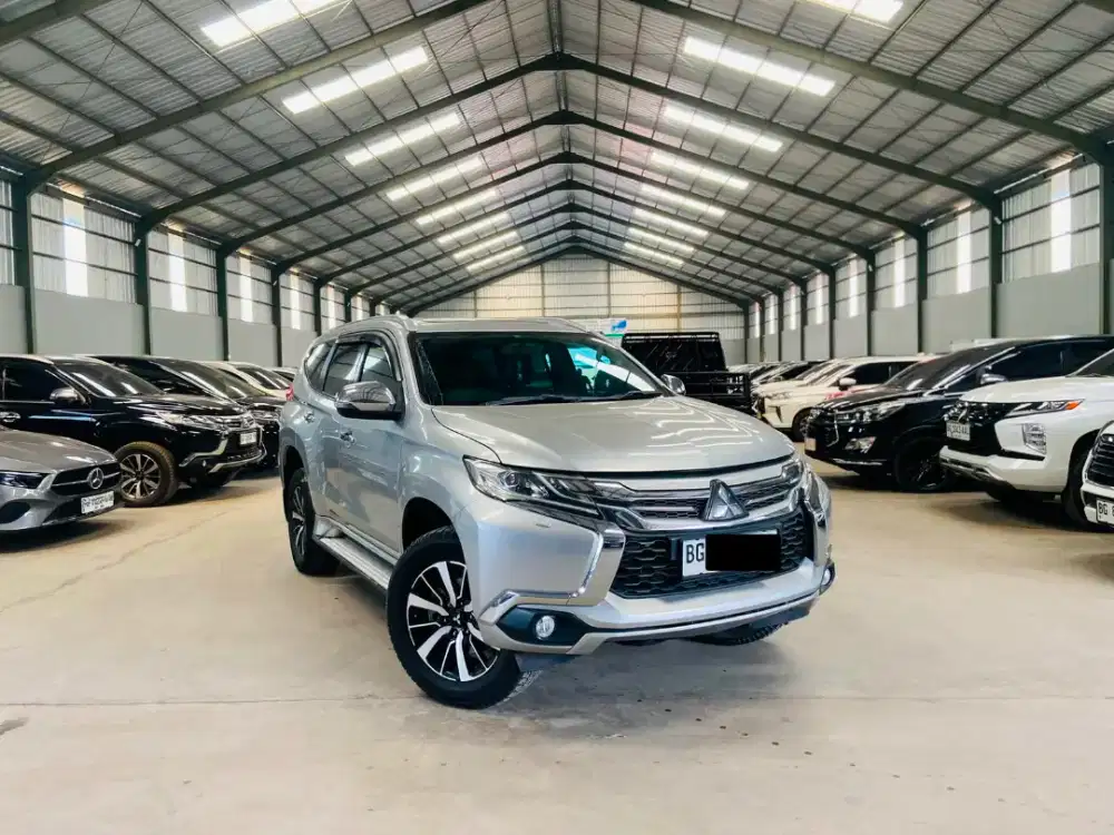 [70RB KM] Mitsubishi Pajero Sport Dakar 2016 / 2017 AT Matic