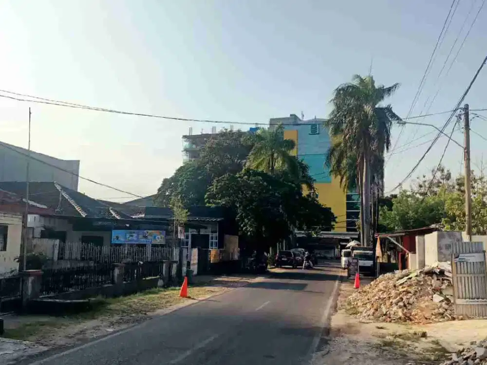 TANAH DEPAN RS HERMINA ENGGAL