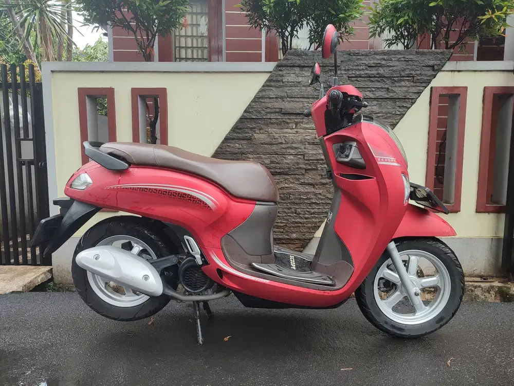READY SCOOPY NEW STYLISH KEYLESS TAHUN 2024