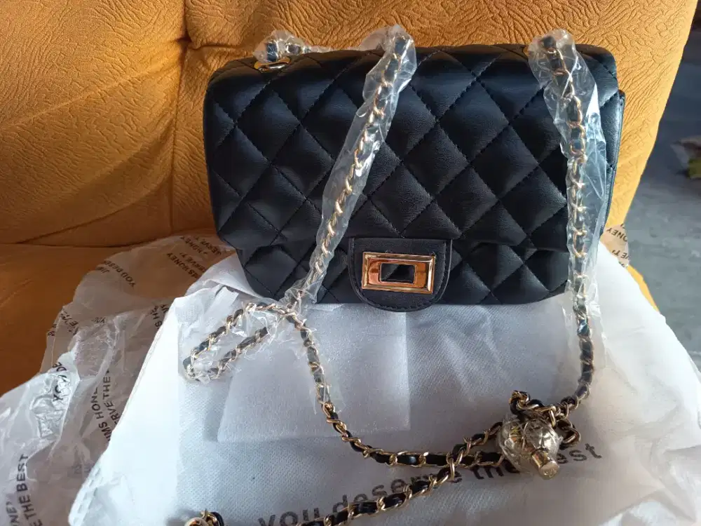 Tas JH warna hitam