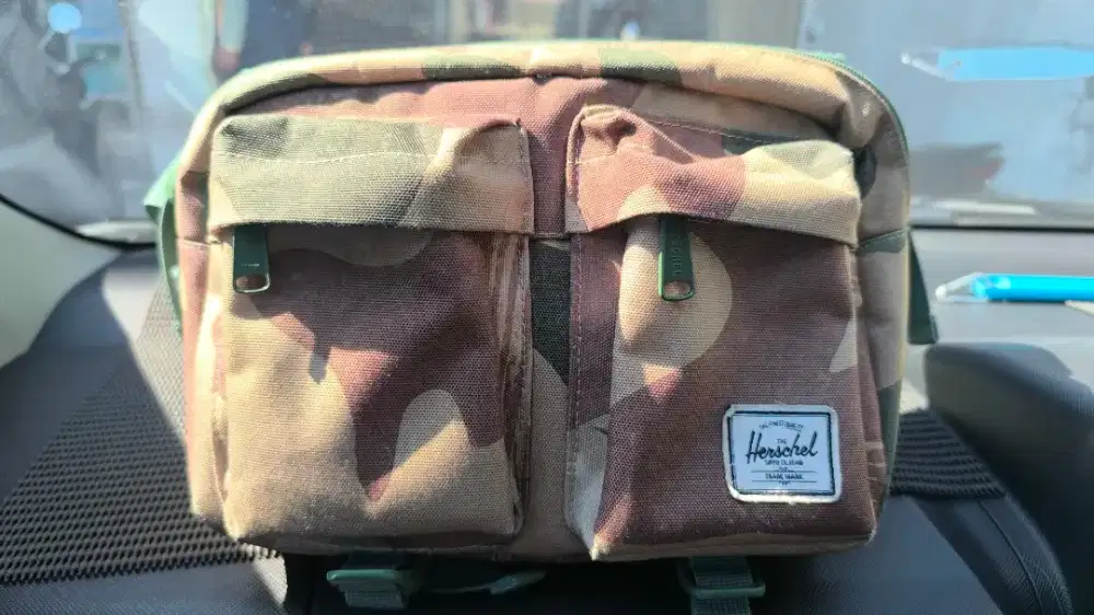 Original Herschel Bag Muat dompet ipad mini 6 no jansport fjallraven