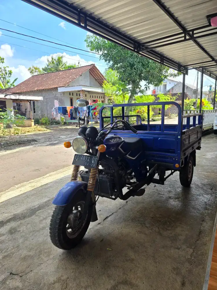 Dijual Motor Roda 3 Viar Karya 150, tahun 2011