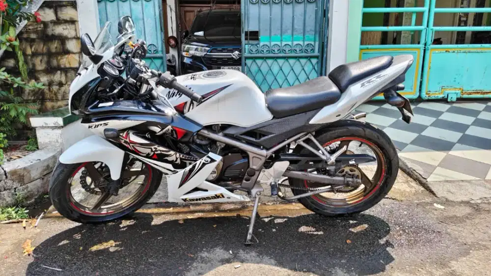 Kawasaki Ninja 150 RR SE Tahun 2013