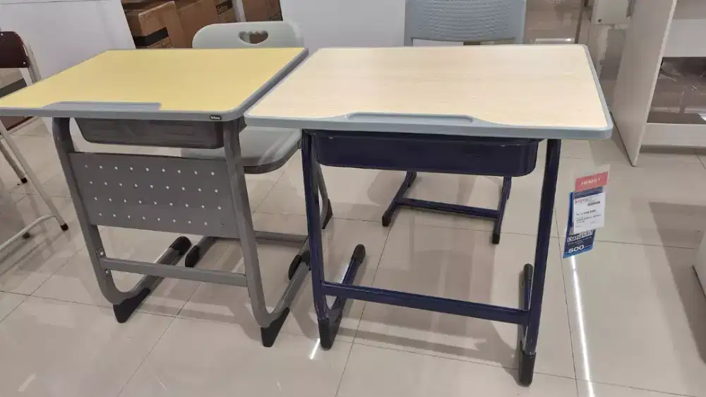 Meja sekolah set