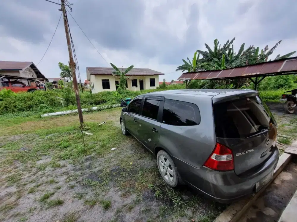 Dijual cepat grand livina 1.5