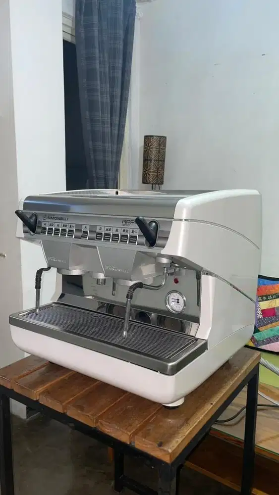 DIJUAL CEPAT mesin kopi simonelli nouva appia II