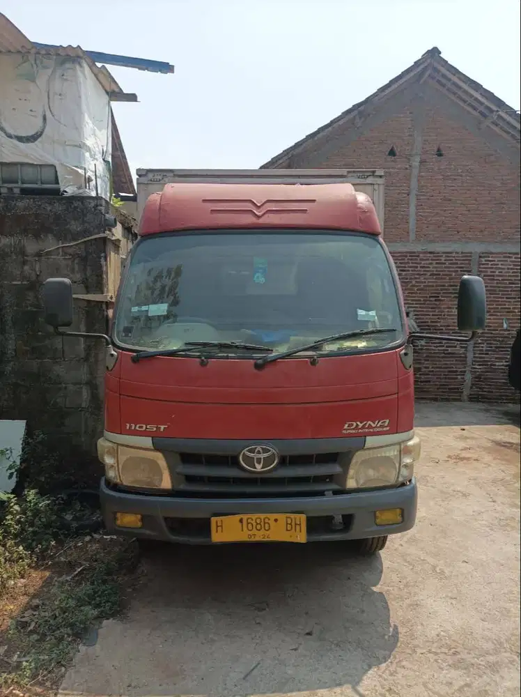 DIJUAL CEPAT TOYOTA DYNA 110 ST 2014