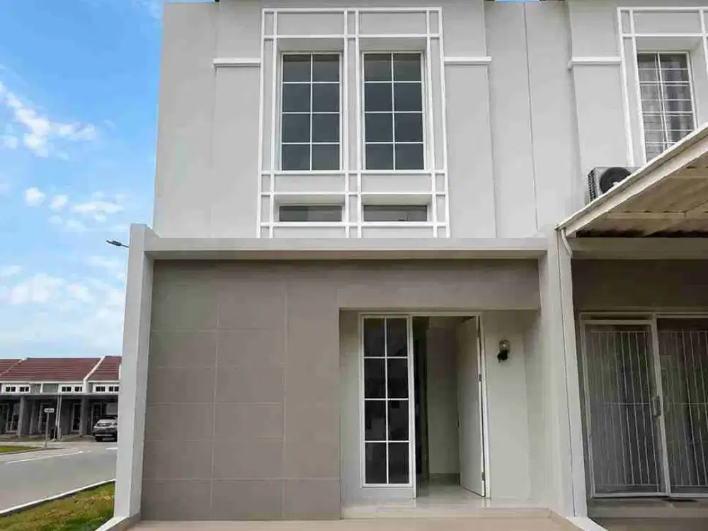 DIJUAL CEPAT – Rumah Hook 2 Lantai Dekat Stasiun Parung Panjang