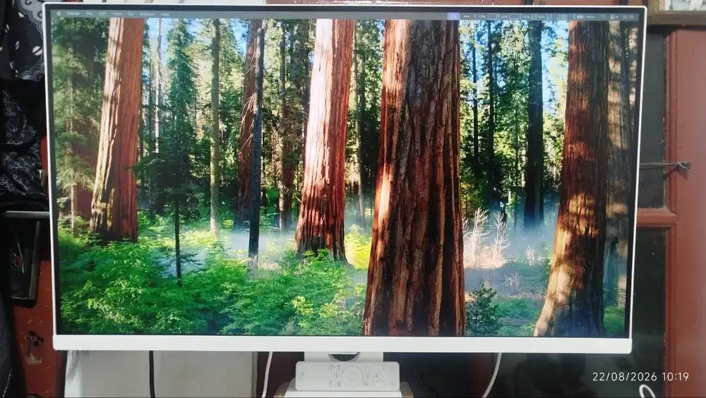 Smart Monitor LG MyView 32 4K UHD Baru 1 Minggu