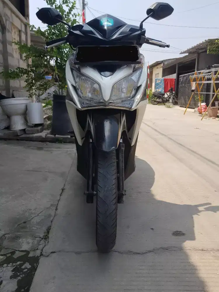 Di Jual Honda Vario 2012