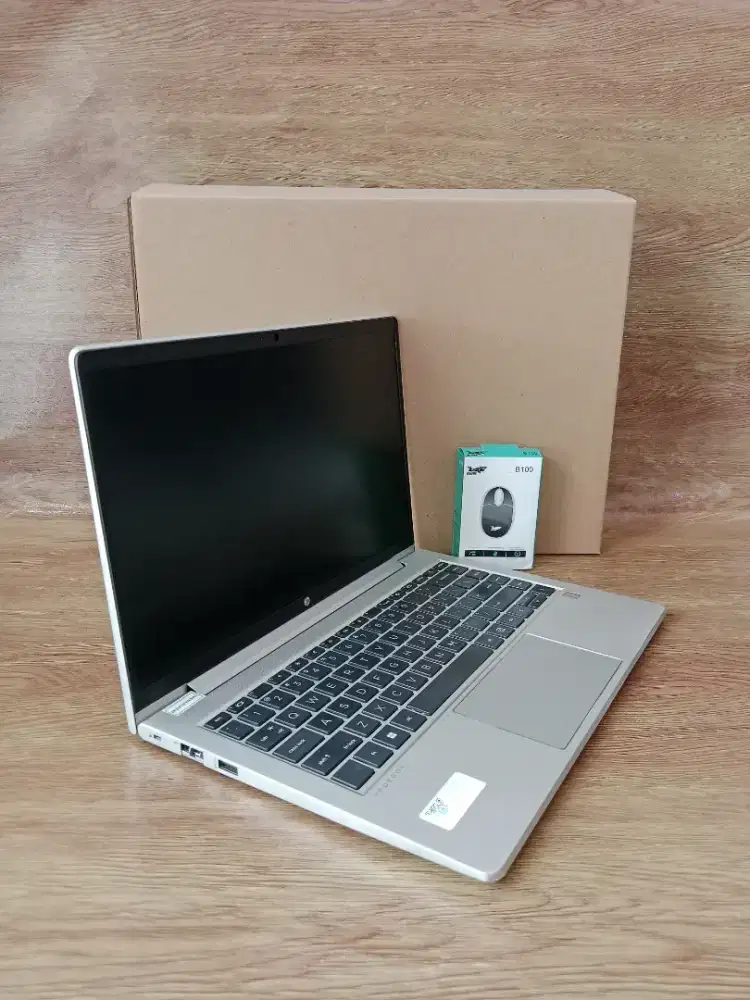 Laptop Hp Slim AMD Ryzen 3 (5000 Series) RAM 8 GB, Siap pakai