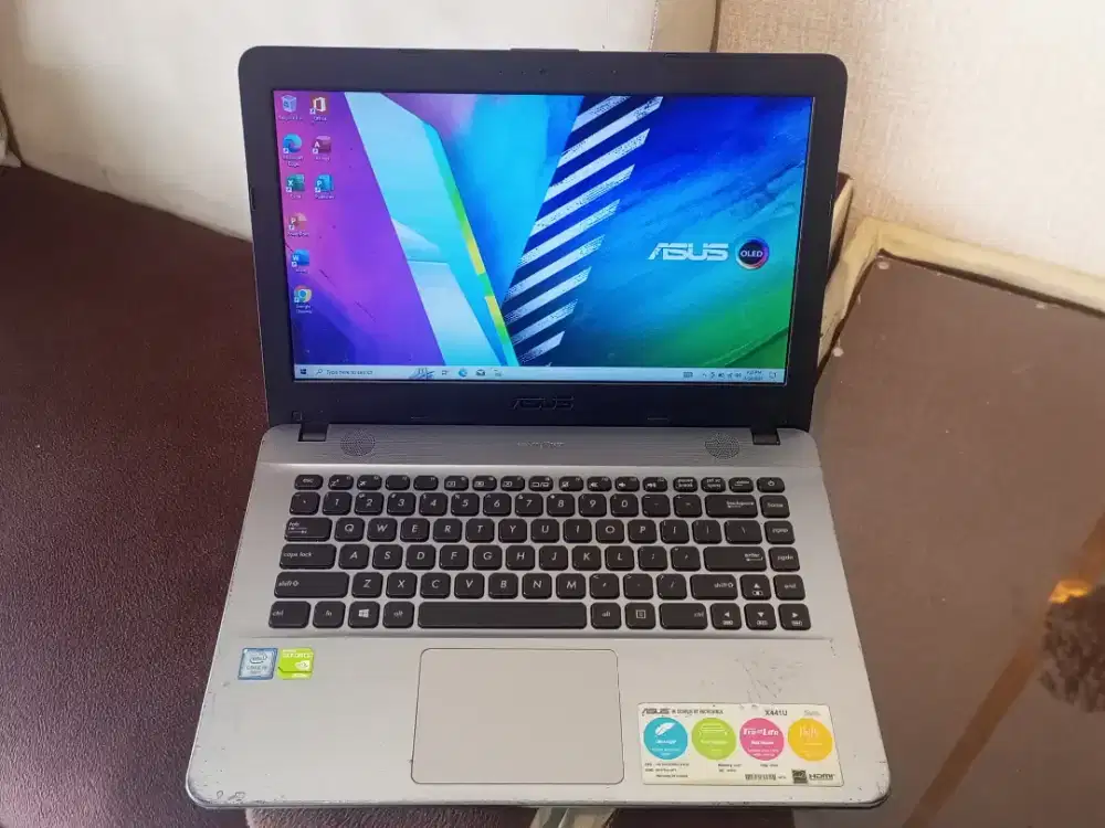 Laptop Asus Vivobook X441U,/Nvidia GeForce 920MX/i3 Gen 6,/Ram 8/256